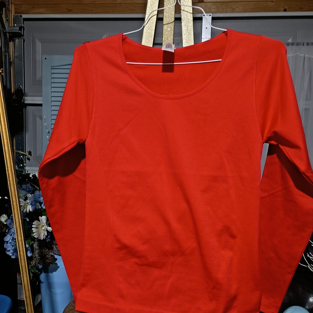 Love Poem Elegant Scarlet Long Sleeve Tee